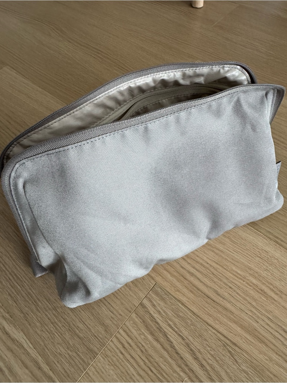 Canvelle Toiletry Bag Bundle - Sized Medium + Large - Picture 3 of 5